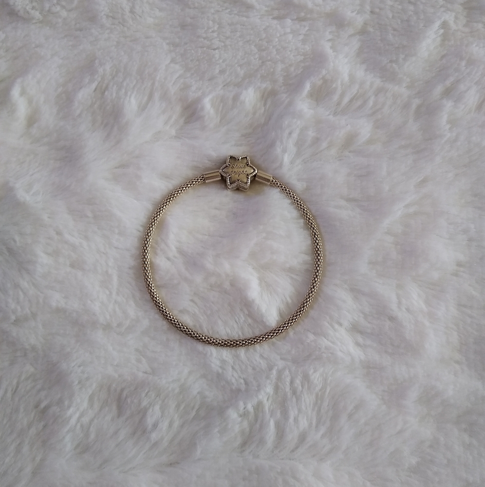 Pandora Snowflake Mesh Bangle Bracelet - Picture 2 of 5